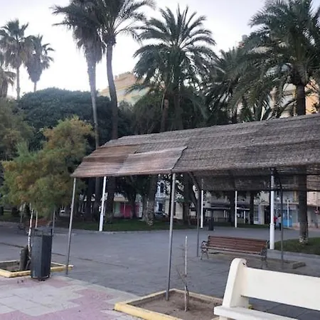 A 50 M De La * Cullera
